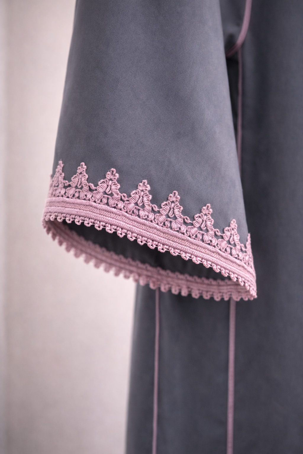 COMFI Elegant Moroccan Jalabiya – Handmade Luxury Modest Wear